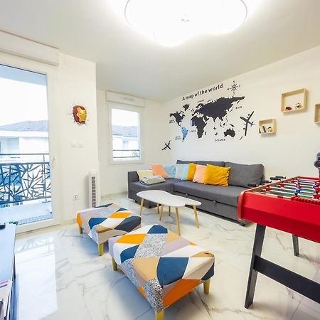 Le Lion D'Or - Parking - Netflix - Wifi - Nerf Apartment Bussy-Saint-Georges Exterior photo